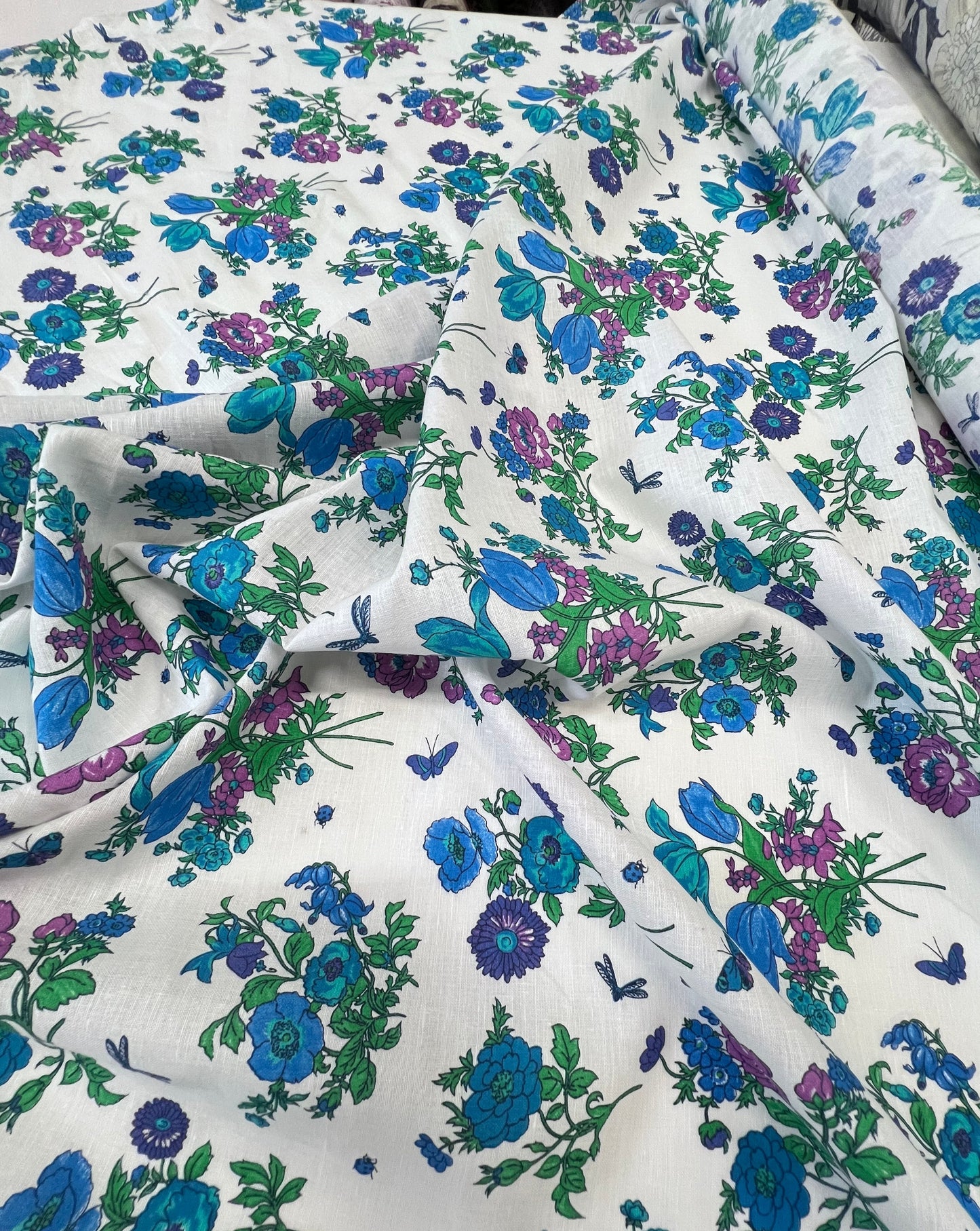 Country Maiden - Linen