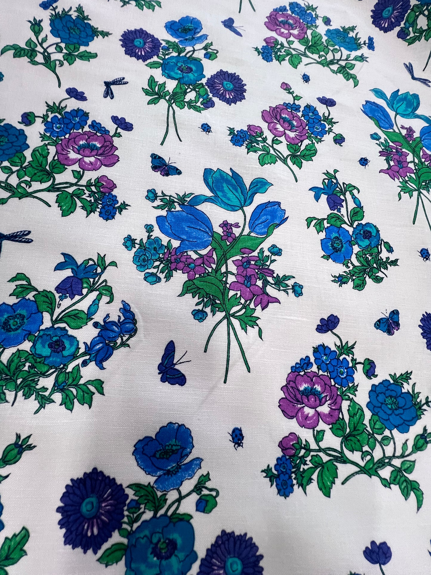 Country Maiden - Linen