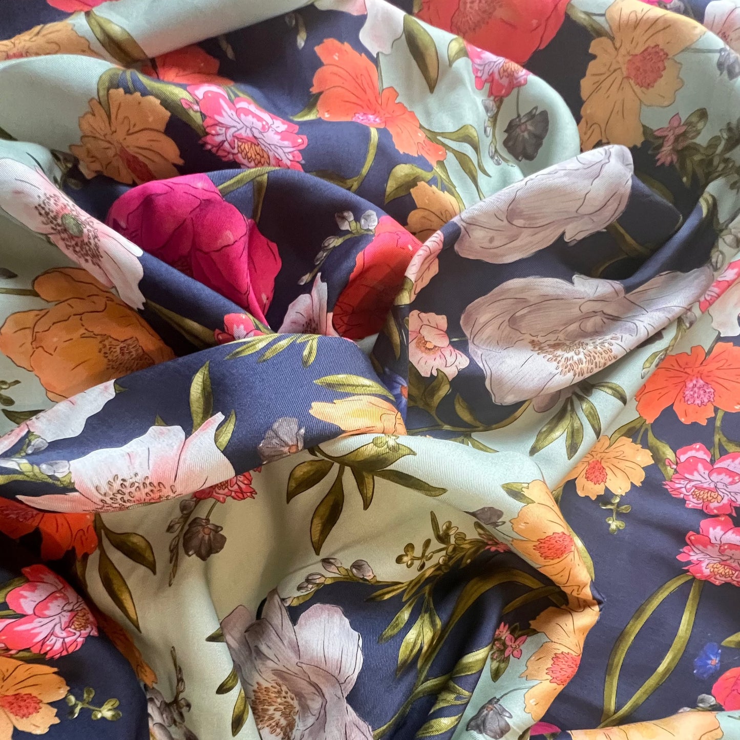 Light and day floral