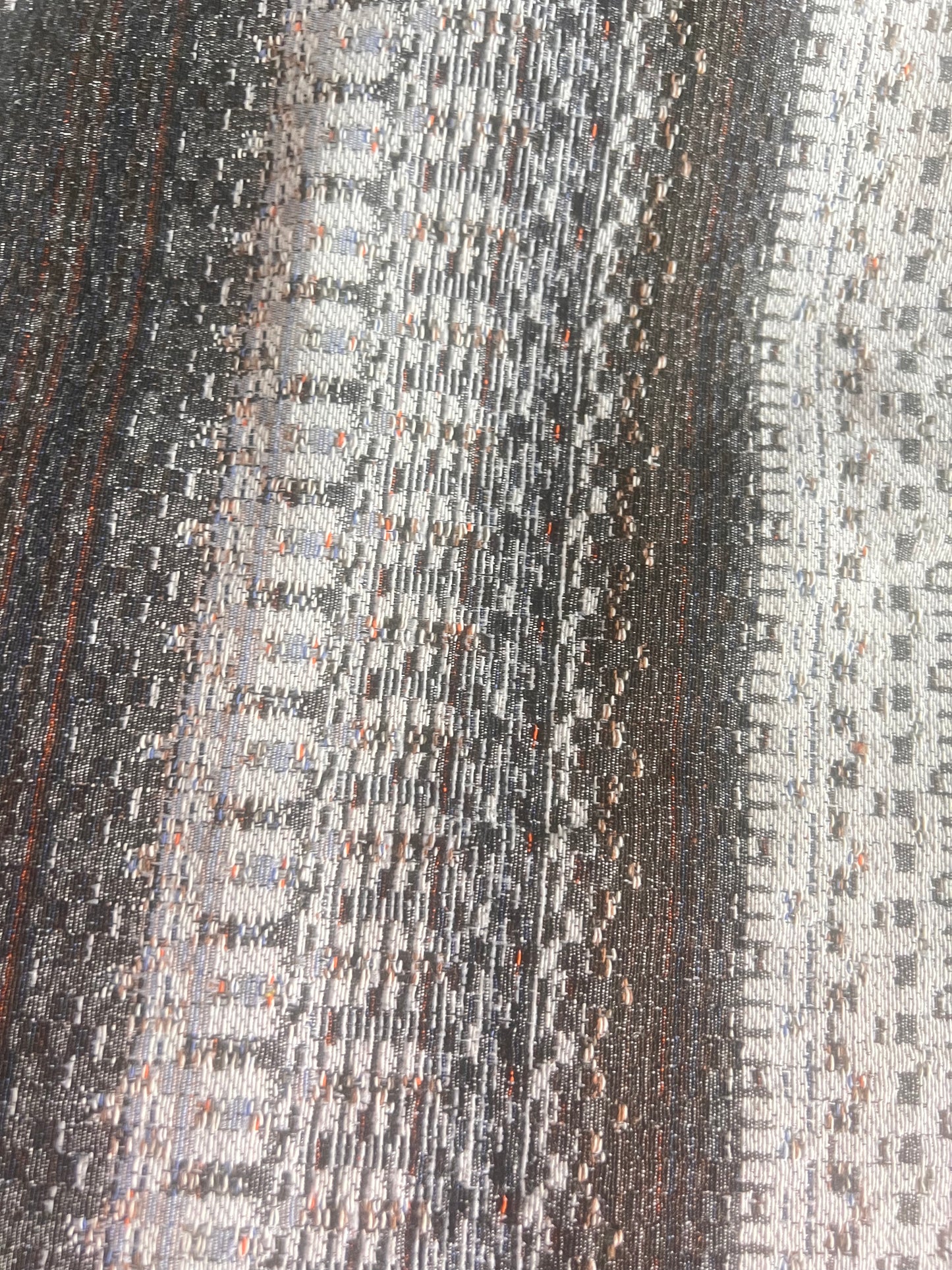 The mountains and valleys - 240cm