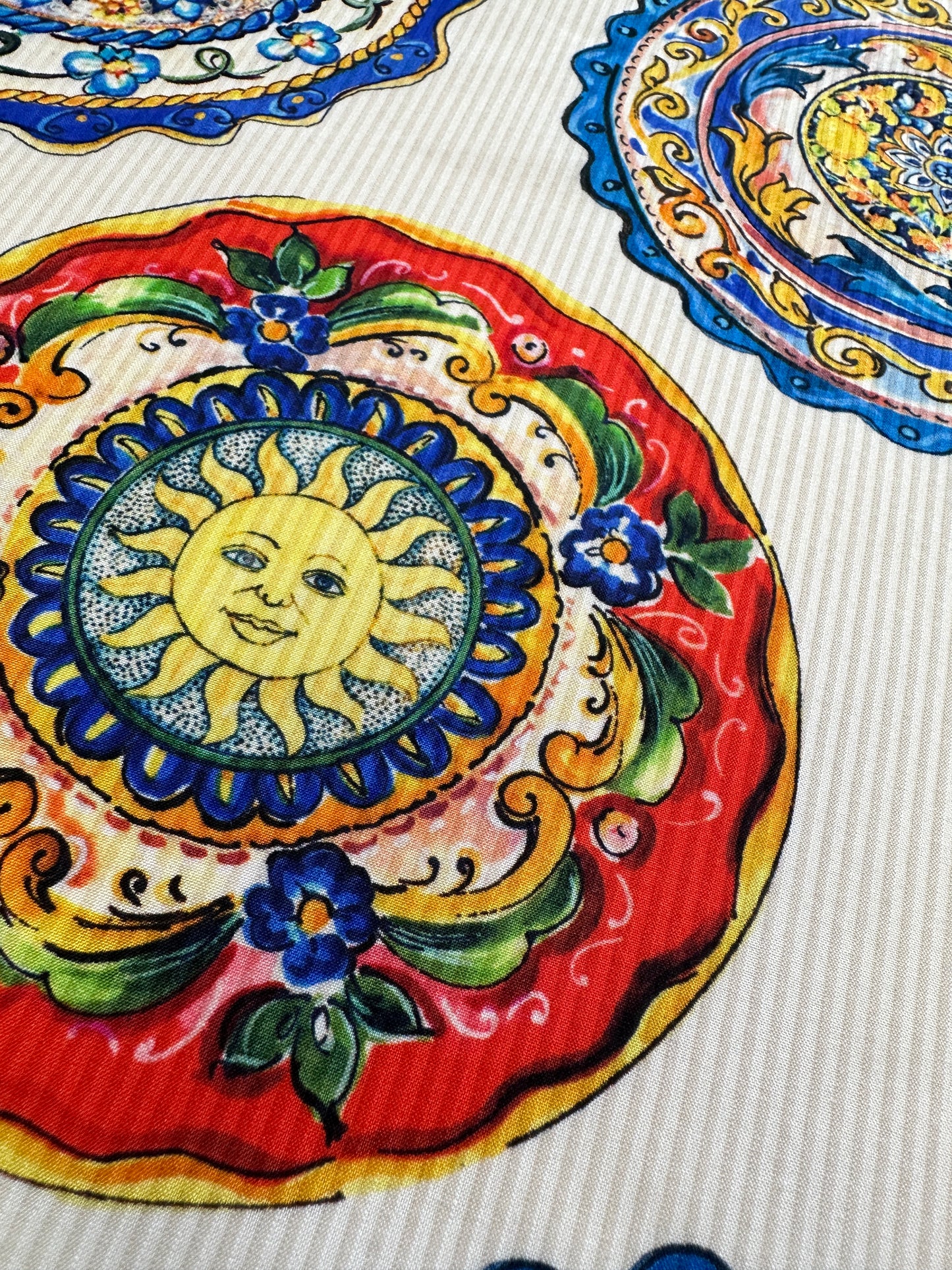 Medallion & Sunshine - Silk