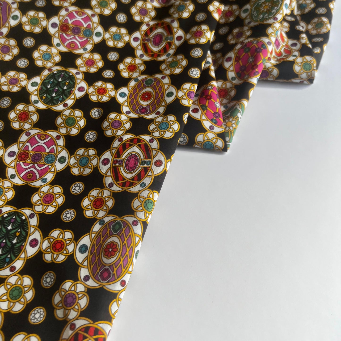 Do Bejeweled Me - Cotton - Liberty Fabrics