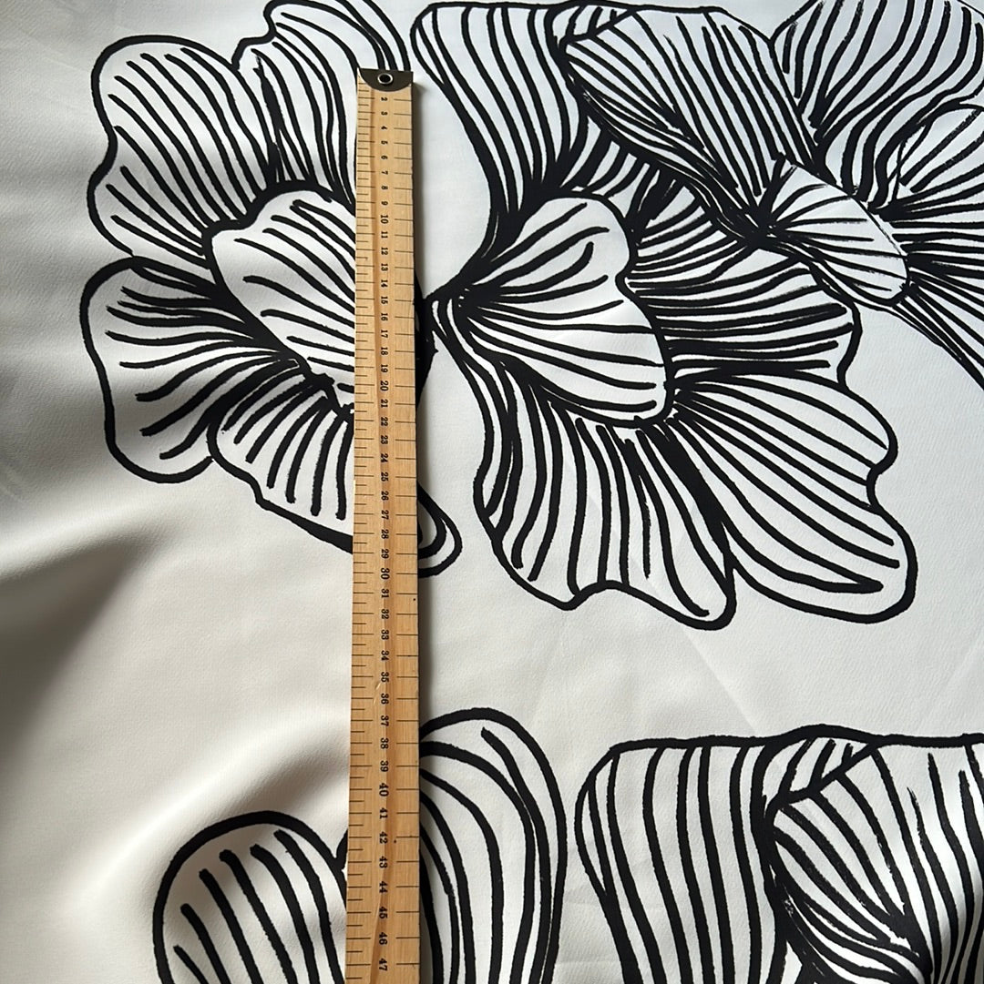 Stripe Flowers in Snow